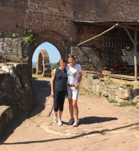 Sandra und Petra auf der Madenburg